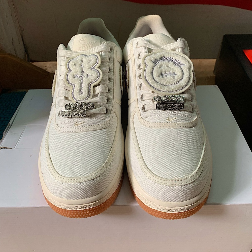 Nike Travis Scott Air Force 1 Sail